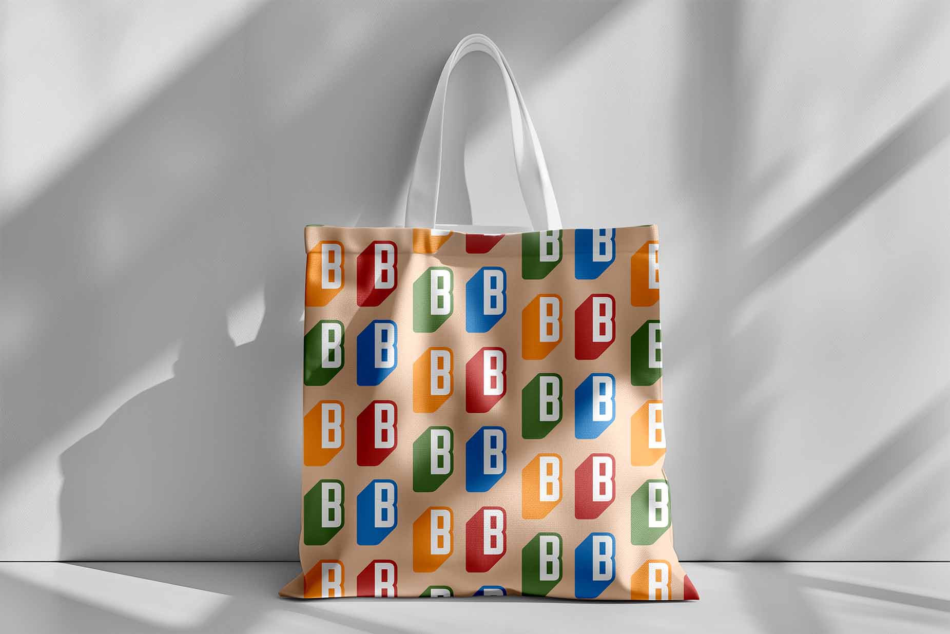 Tote bag with a patern of the B icon